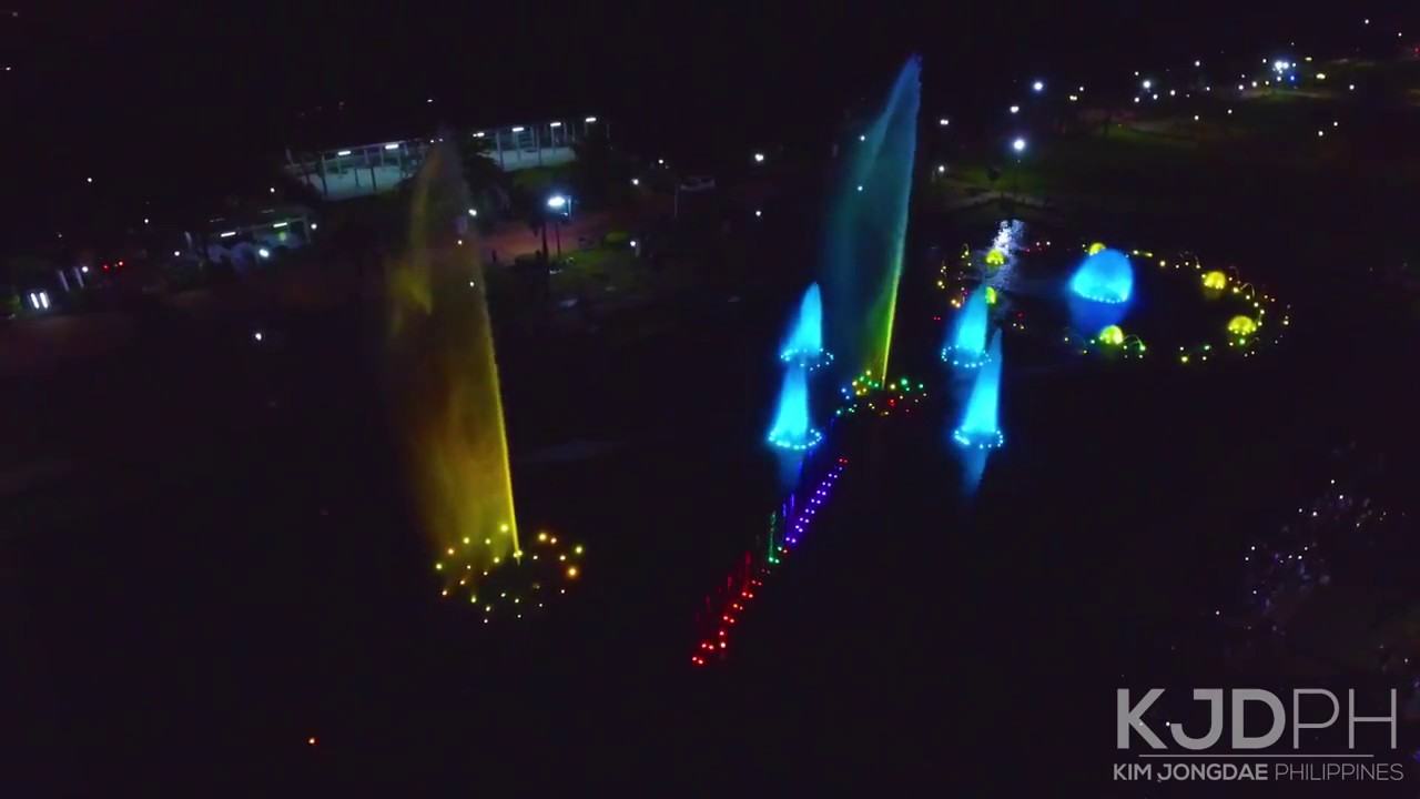 [180926] YEARS by Chen on Rizal Park Dancing Fountain for #HappyChenDay #CHENxRizalParkFountain