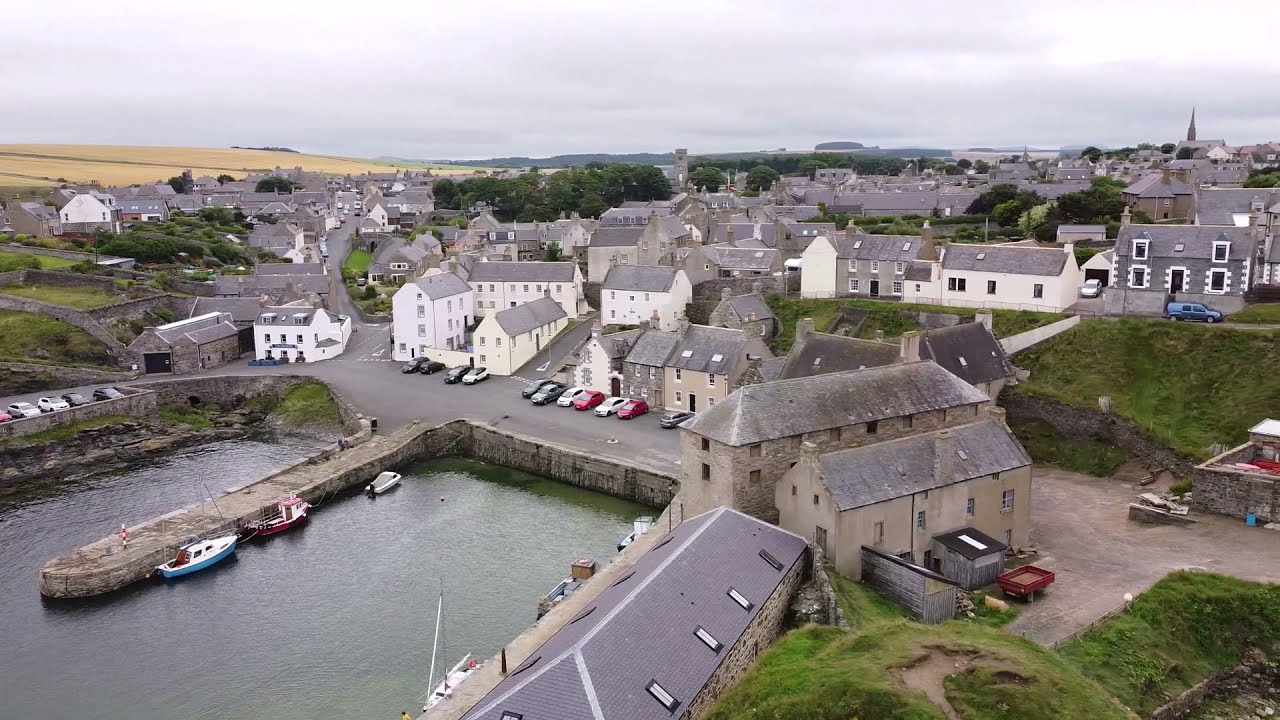 Portsoy harbour & fishing