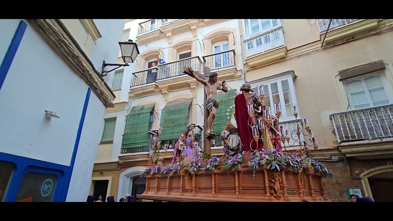 Cristo de las Siete Palabras. Cádiz 2023. Calle Cobos y Cristóbal Colón.