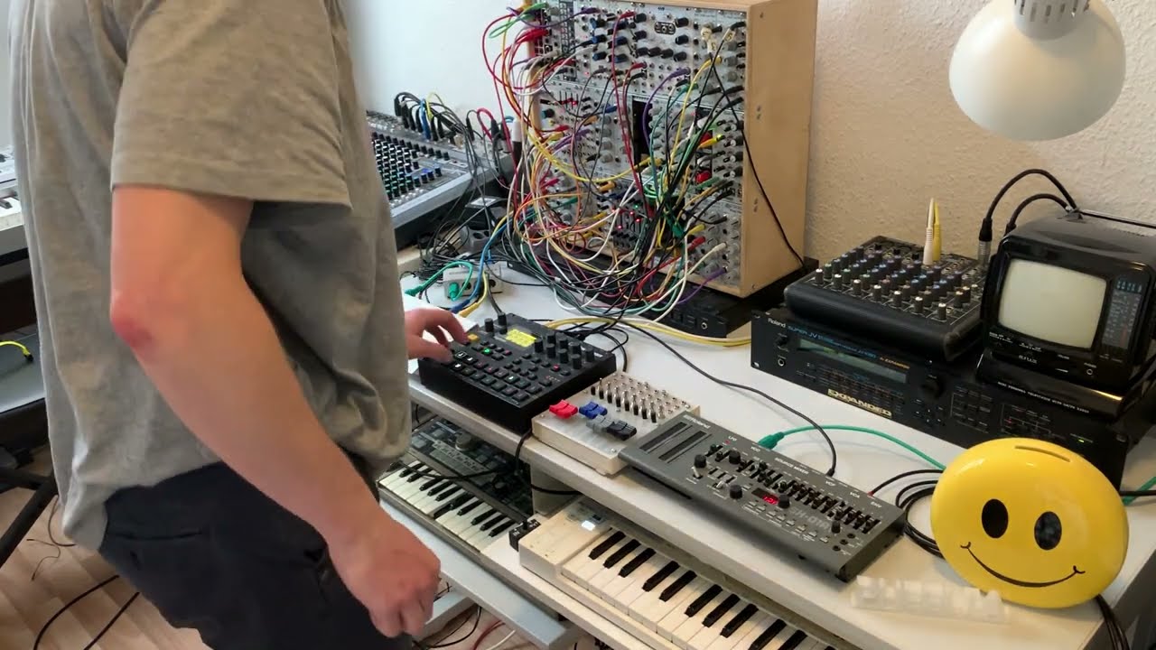 (Modular) Hardware Live Set - House & Electronica