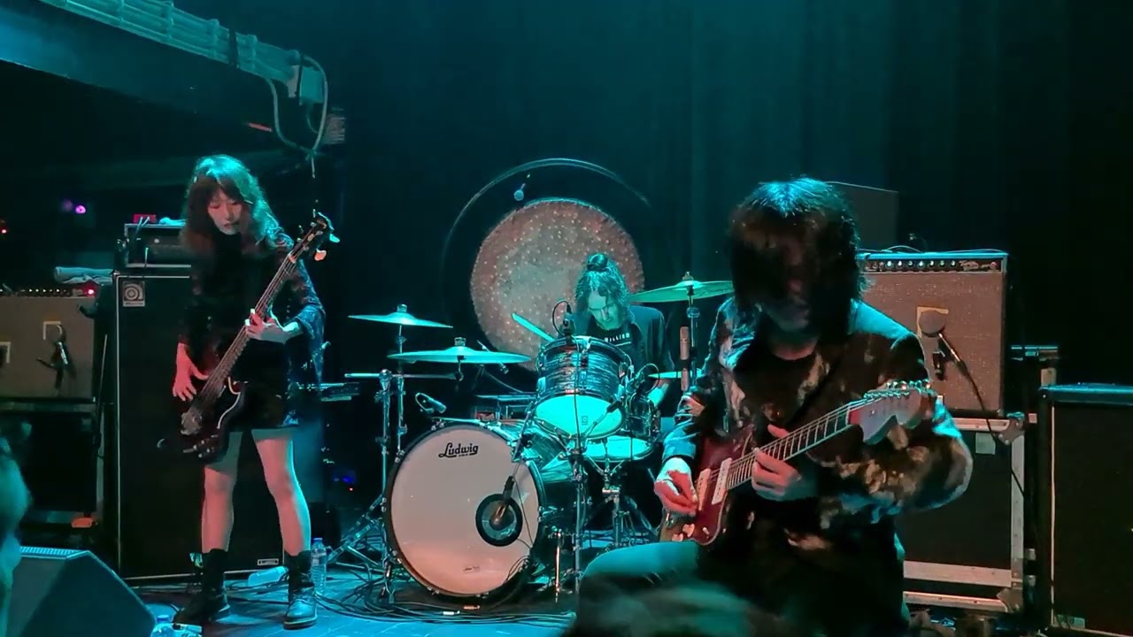 Mono - Halcyon (Beautiful Days) (Live, RCA Club, Lisboa 2022)