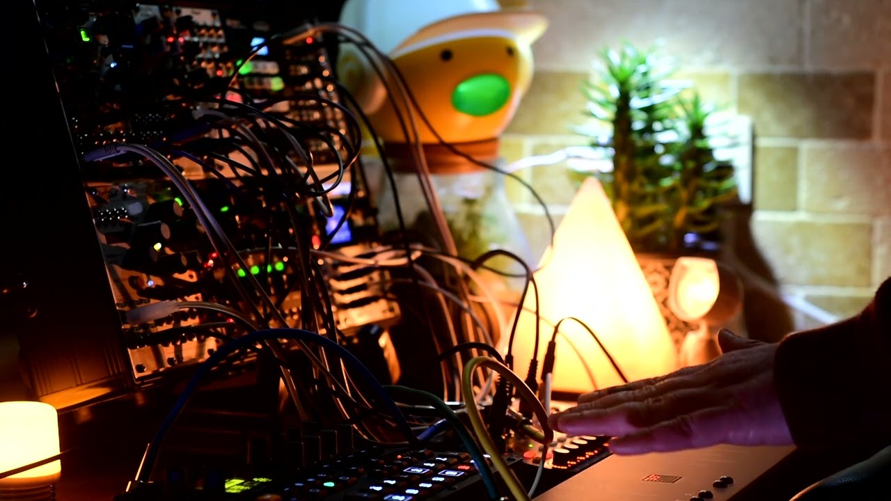 Live Modular Performance with Digitakt & Soma Flux – Ambient Techno Jam