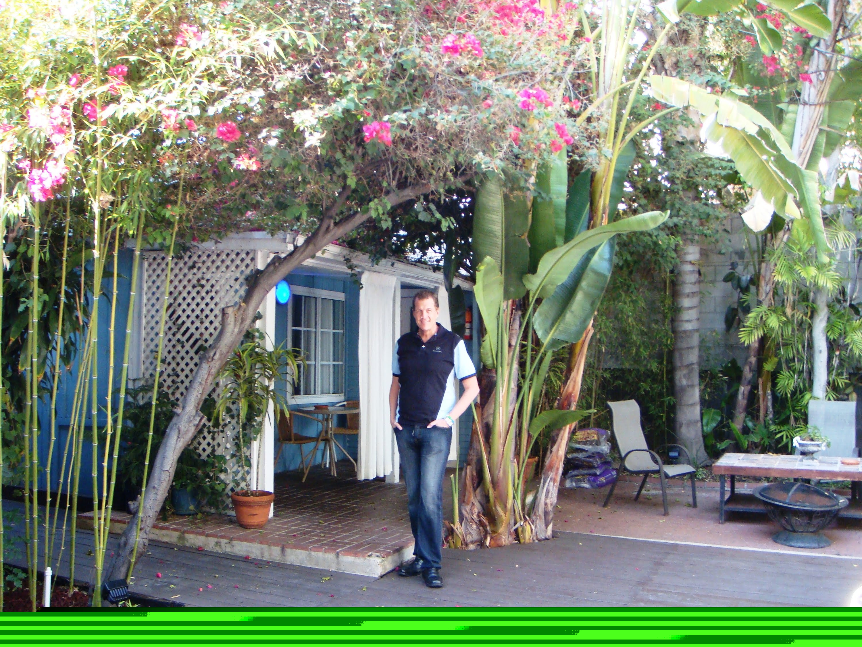 Naked In West Hollywood: San Vicente Inn Gay Men's Clothing Optional Resort (NOW CLOSED)