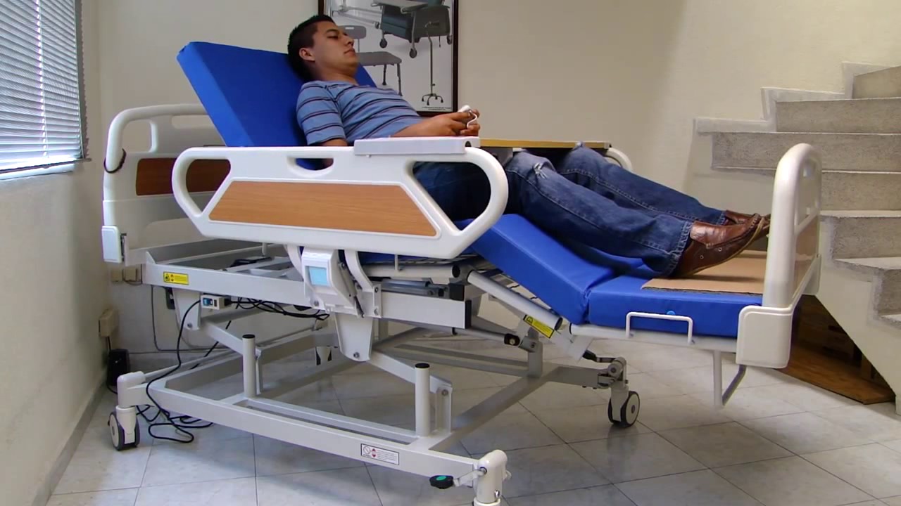 Cama de hospital para uso en casa modelo Dream Land con funci&oacute;n tipo silla