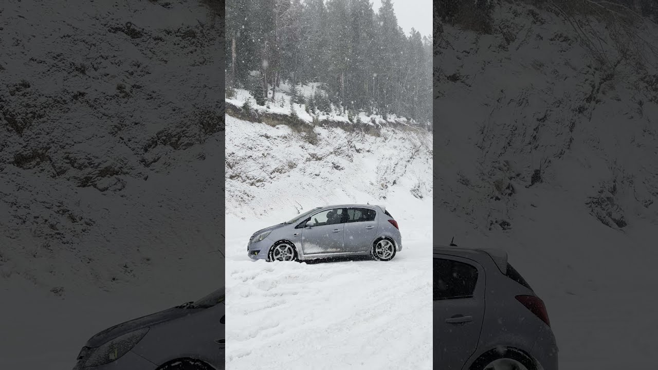 Corsa D GSi in snow