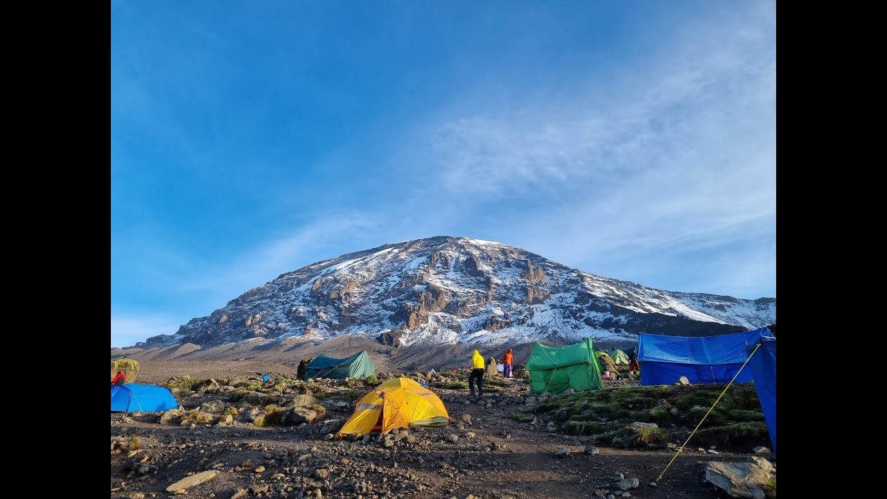 Килиманджаро 5895 м., януари 2024 г. www.AdventureTeam.bg