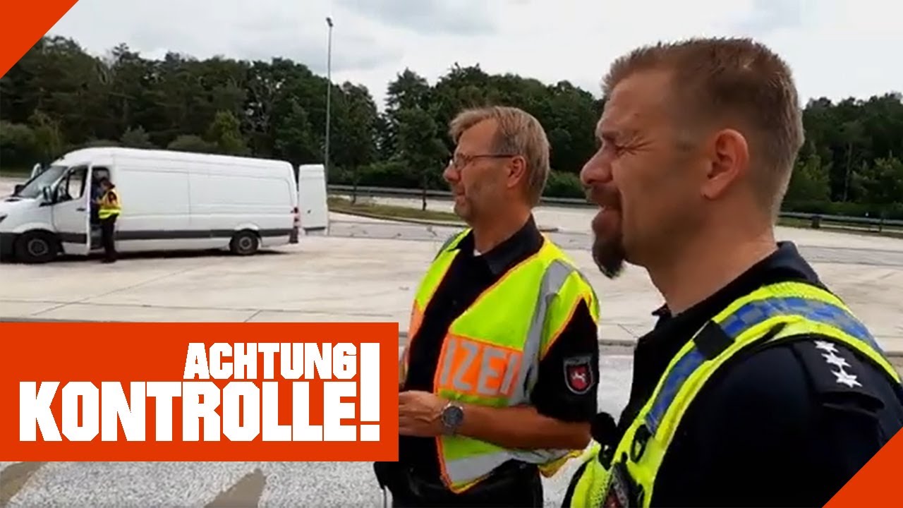 Hat Fahrer etwas zu verbergen? Polizei vermutet Drogenkonsum | 2/2 | Kabel Eins | Achtung Kontrolle