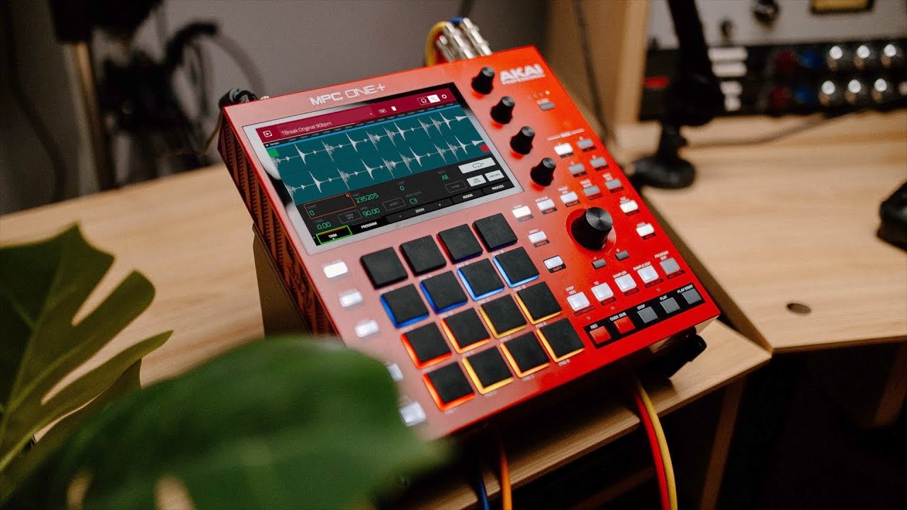 MPC ONE Drum Breaks and Dark Sample Flip