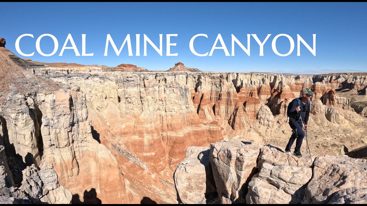 Coal Mine Canyon // Northern Arizona's Own mini Bryce Canyon