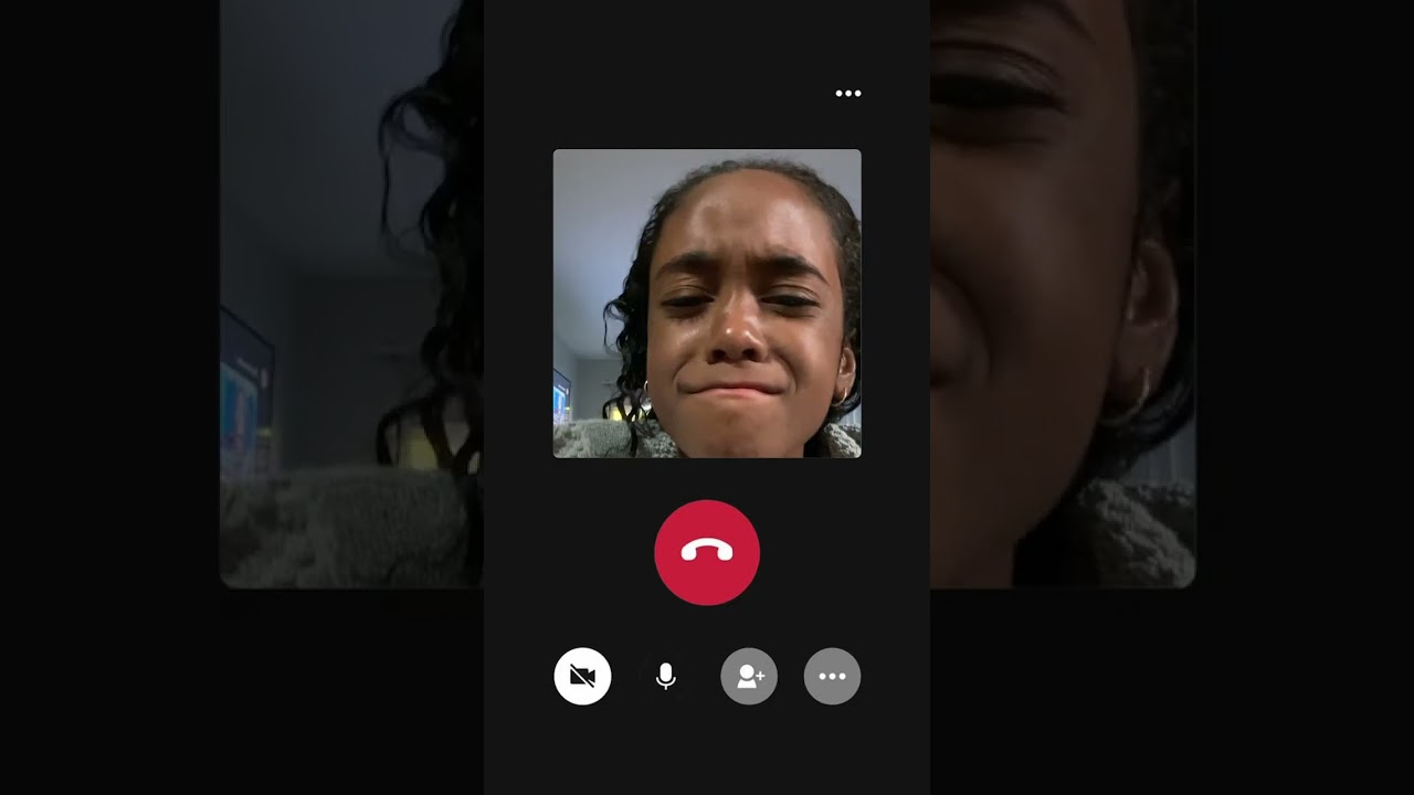 Me not answering the phone cause I&rsquo;m vibing to the ring tone