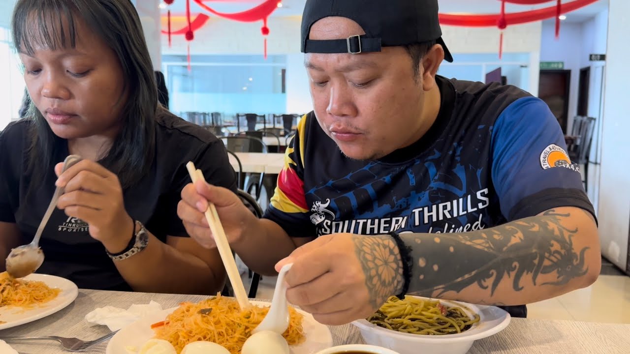Sebelum Memulakan Aktiviti Sarapan Pagi Di Penview Hotel // Mencuba…!!! Mee Kuning Sup Ayam //