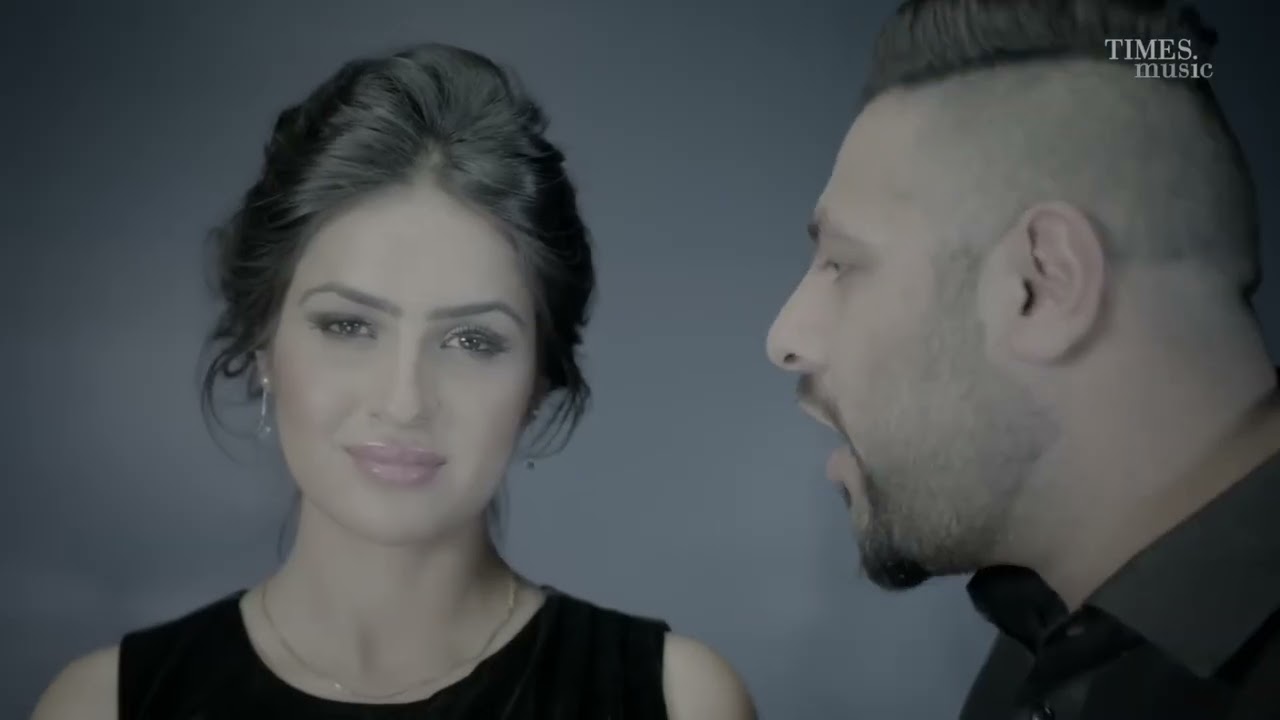 Wakhra_Swag___Official_Video___Navv_Inder_feat._Badshah___Aman_bundal