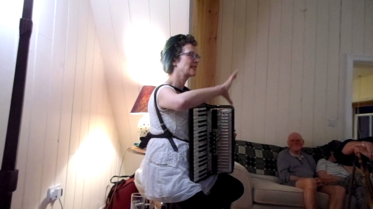 Karen Tweed  in concert Carberry's Cafe, Norwich 2018
