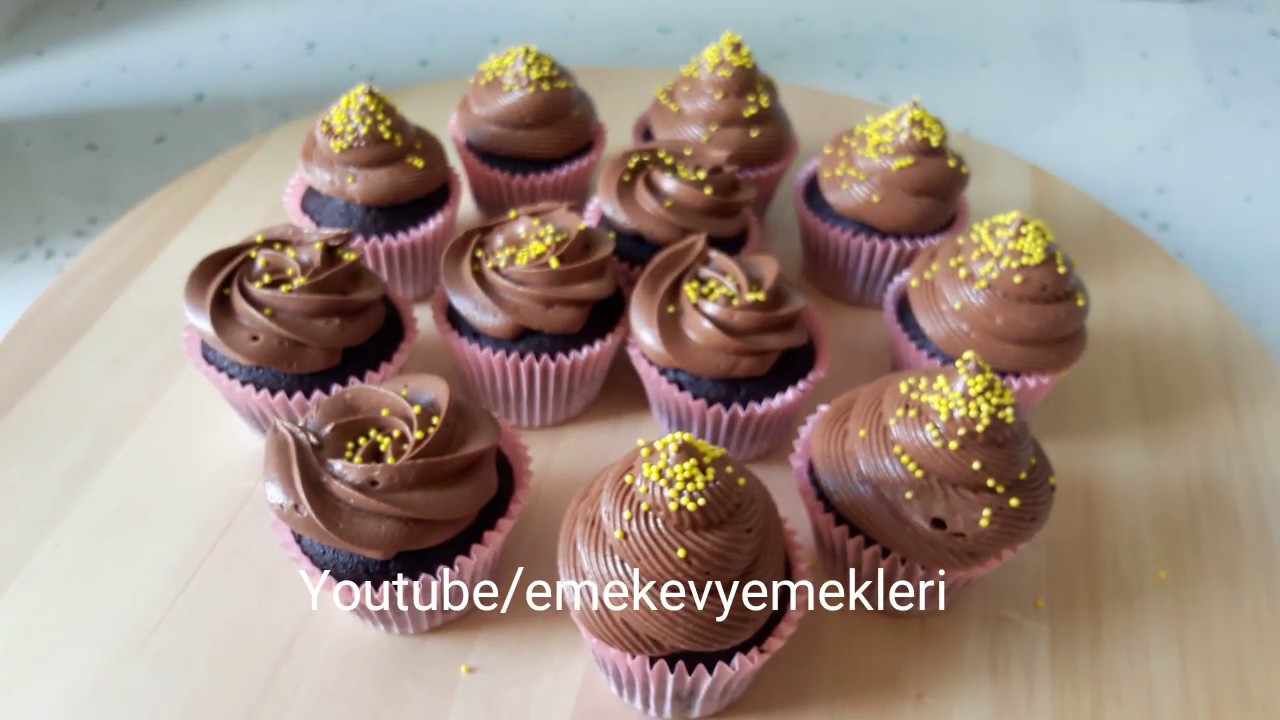ÇİKOLATALI CUPCAKE