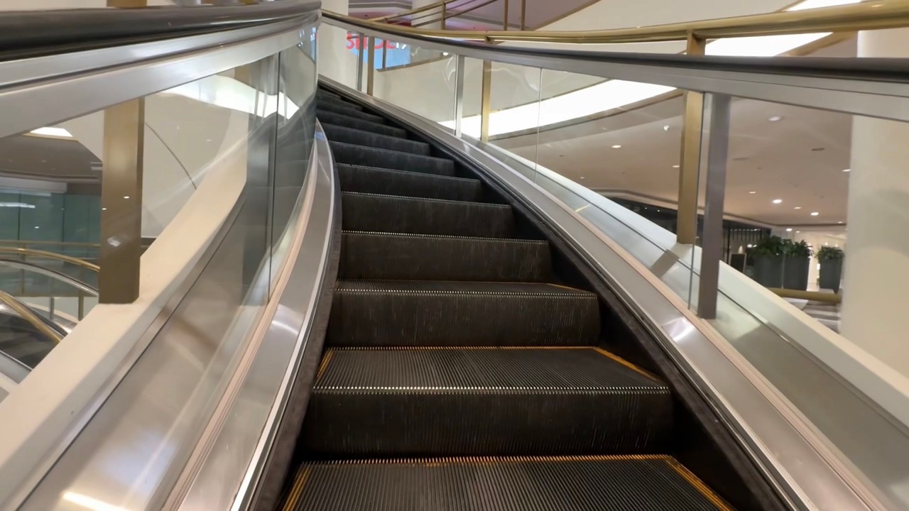 The ONE OF A KIND Mitsubishi SPIRAL Escalators at the now former Westfield San Francisco Centre!