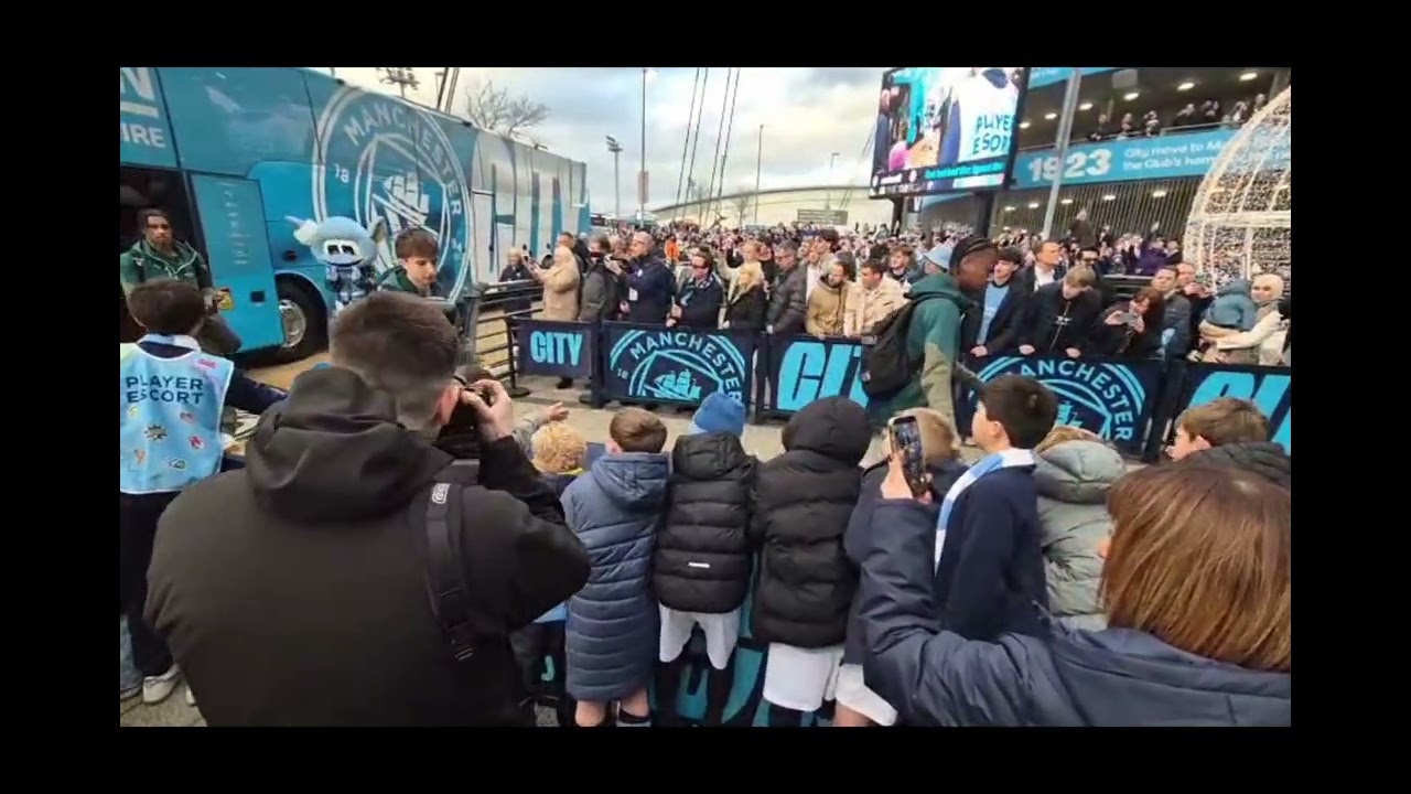 Luckiest Boy in the world, Mascot for a second time & got to do it with 2 mates 💙💙💙💙 #mancity