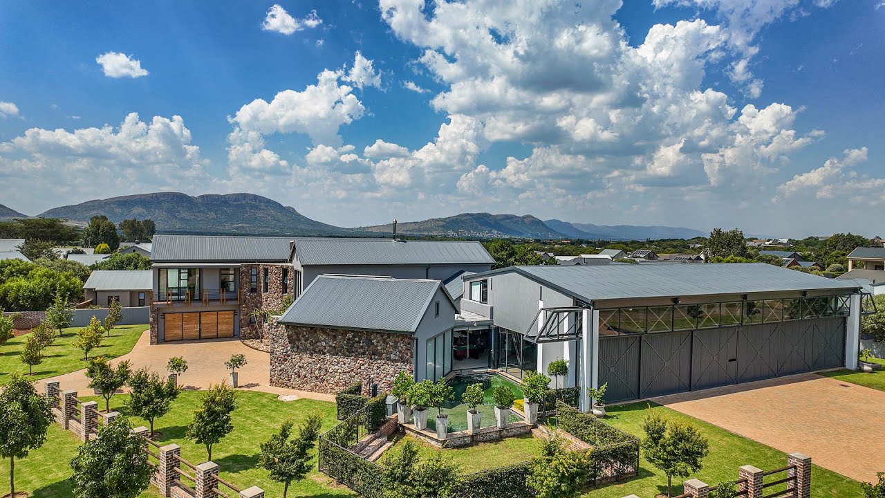 6 Bedroom For Sale | The Coves