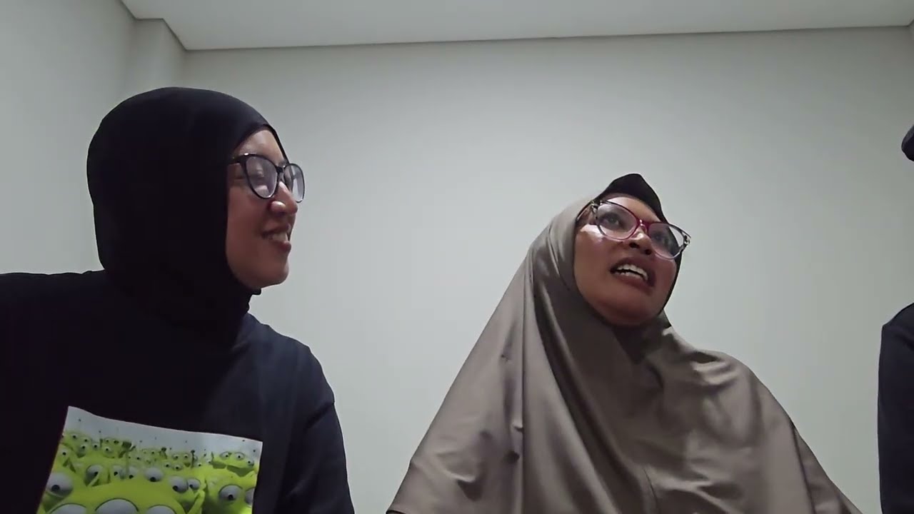 (Just Part 2) Should I Get a Divorce? Her Journey with Bipolar (from Jogja, Indonesia)