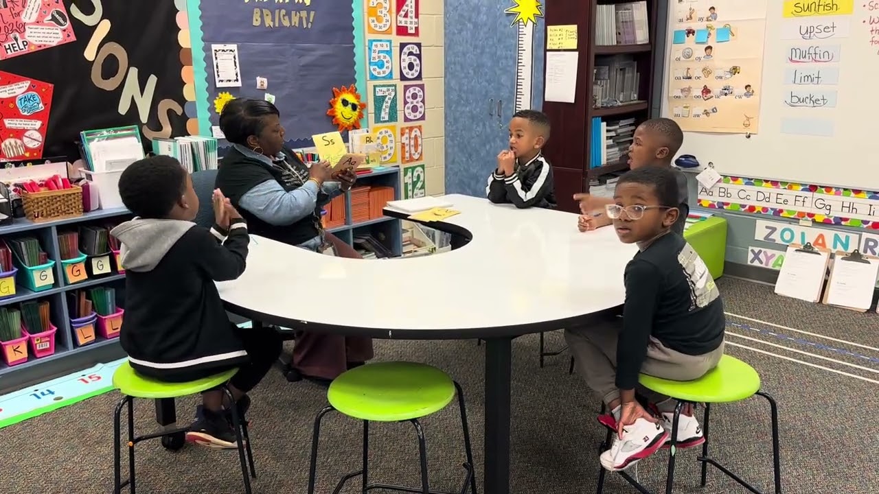 Kinder Small Group Reading 2