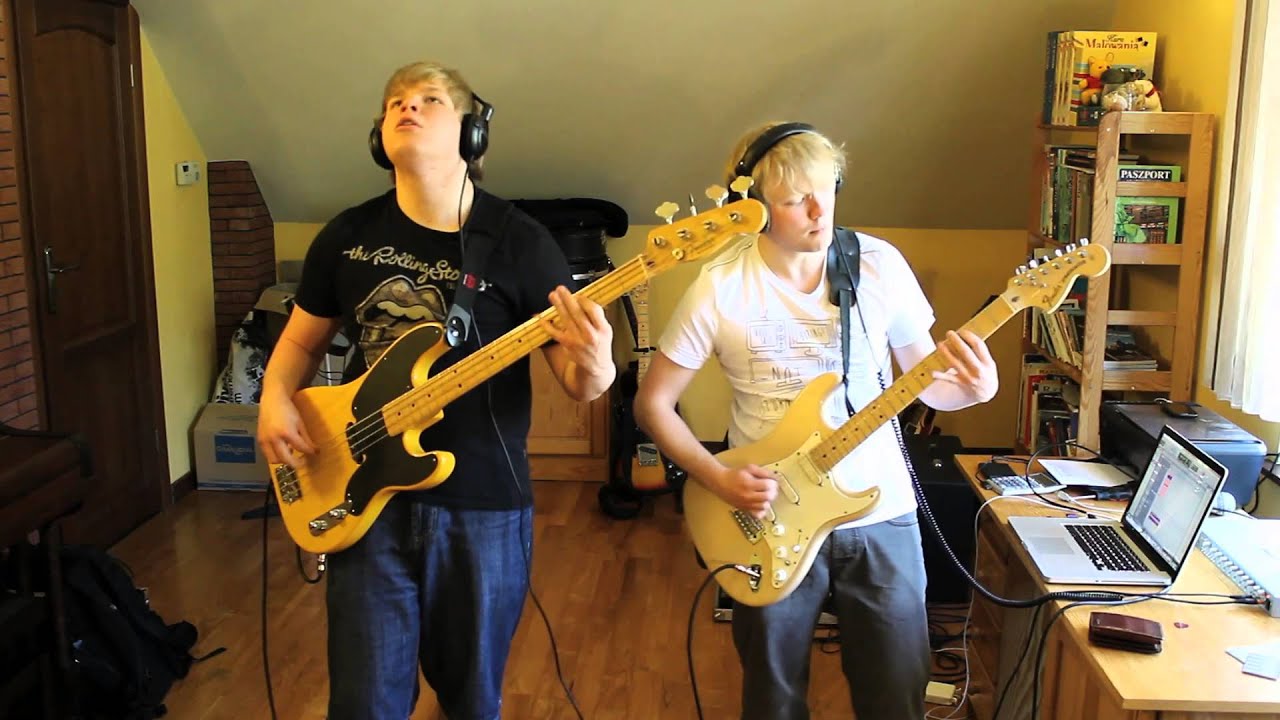 Muse - Reapers (guitar + bass playalong)