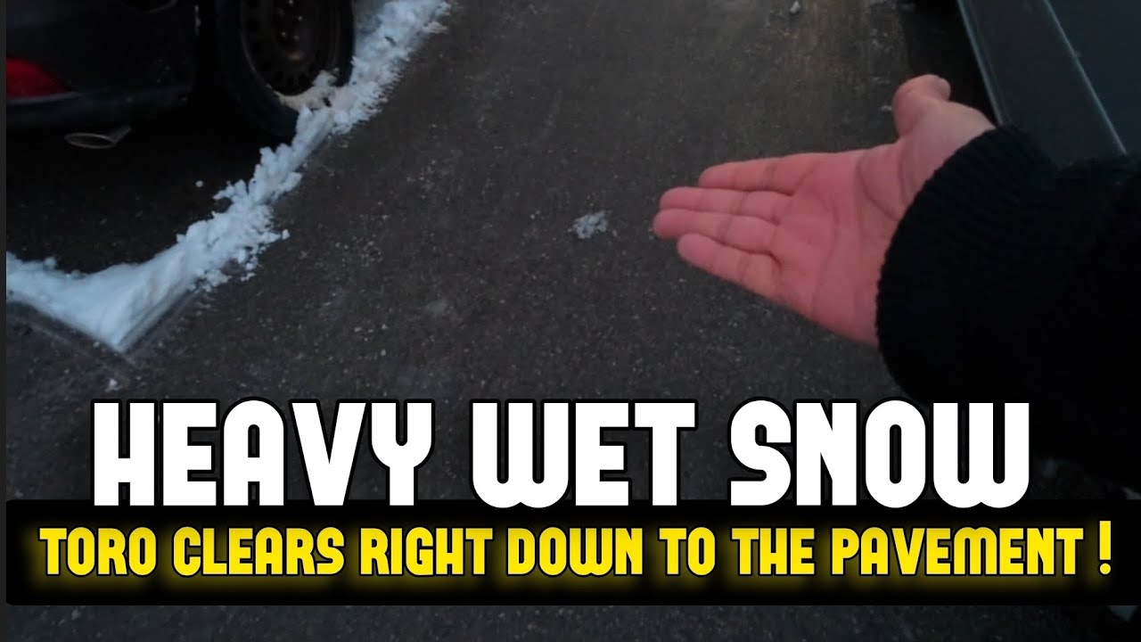 (Heavy Wet Snow) Windrow Clearing w/ a Snowmaster | EOD Pile (End of Driveway) Toro & Carhart