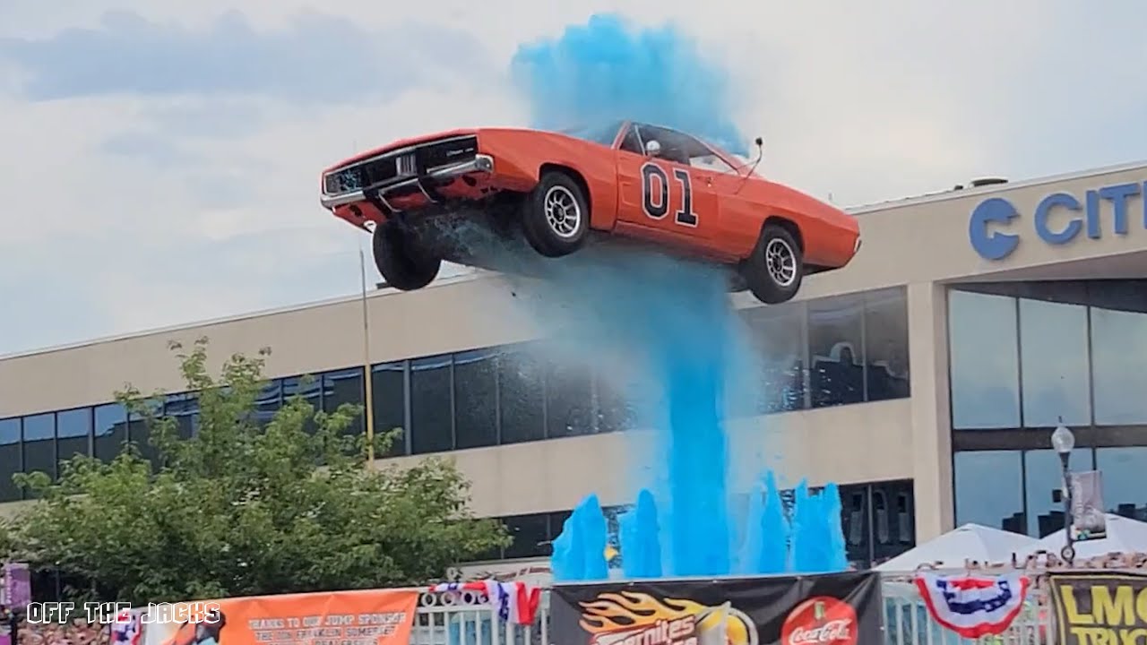 The General Lee Jumps the Fountain in Somerset Kentucky!