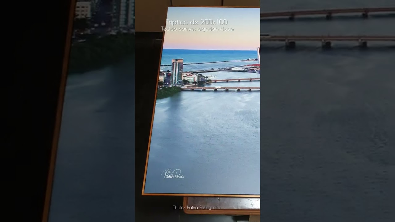 Quadro tr&iacute;ptico de 200x100 feito em tecido canvas franc&ecirc;s de acabamento brilhoso.