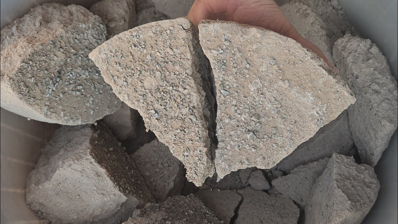 New ✨️ Crunchy Sand Cement Chunks Crumbling in Tub For Ultimate Relaxation 😌 