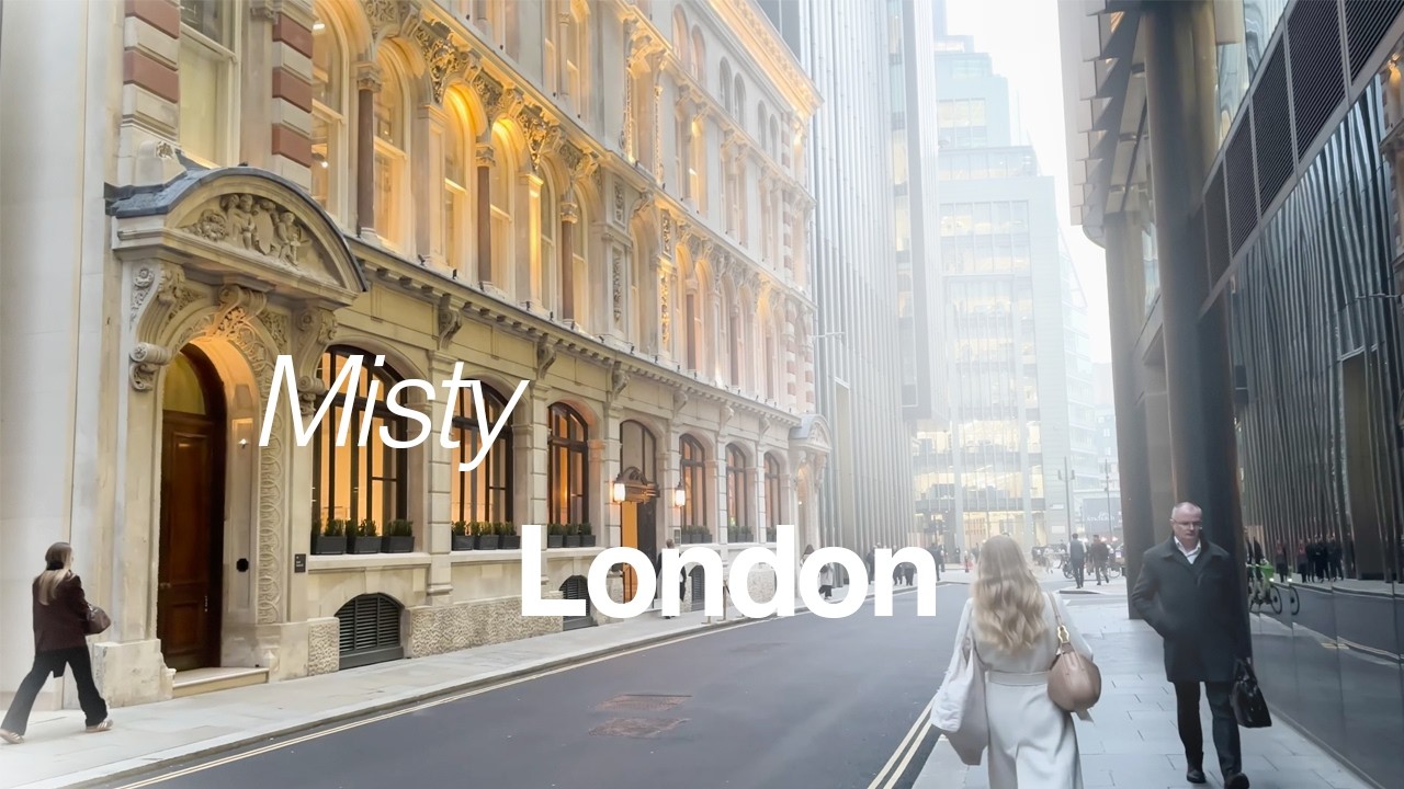 Misty Central London - Incredible City of London Walking Tour in the Fog | ASMR | 4K HDR