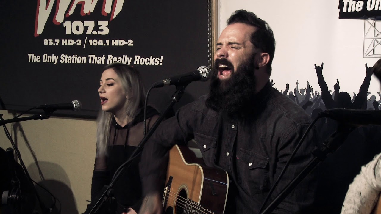 Skillet Performs 
