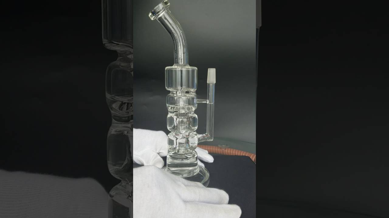 glass smoking pipe with several layer percolator and recycler
