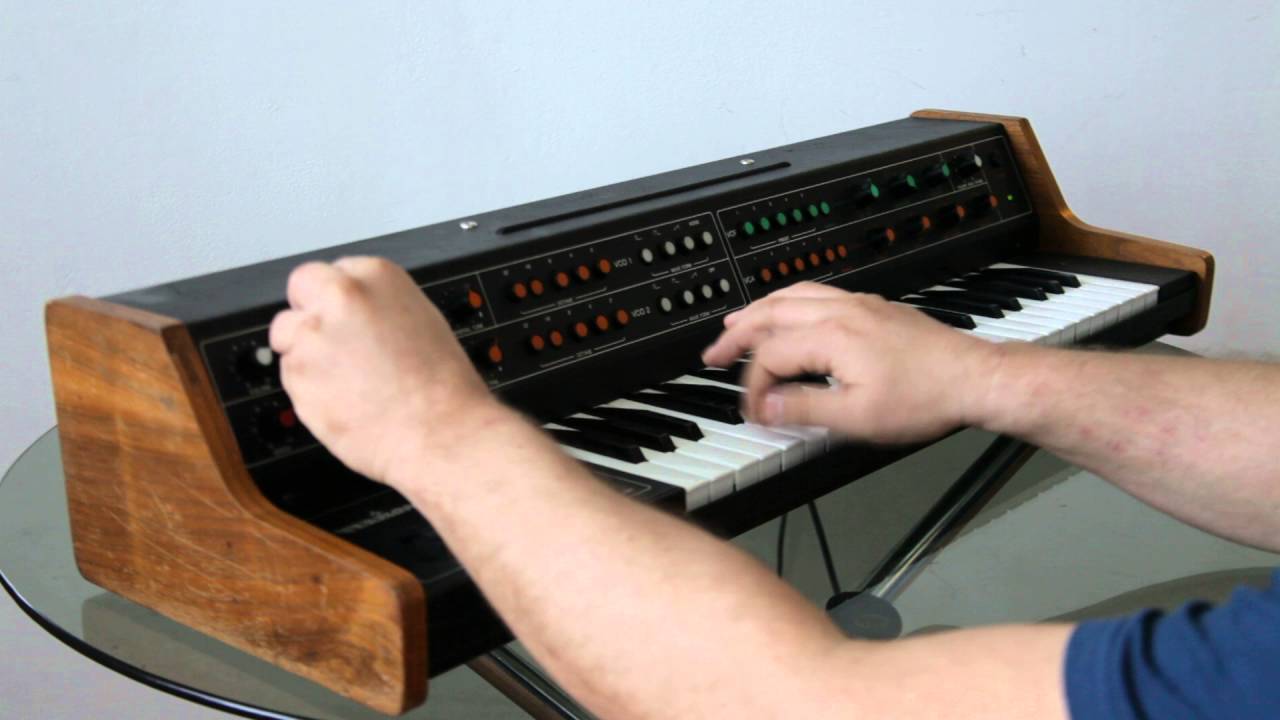 Vermona Synthesizer (1980-East Germany)