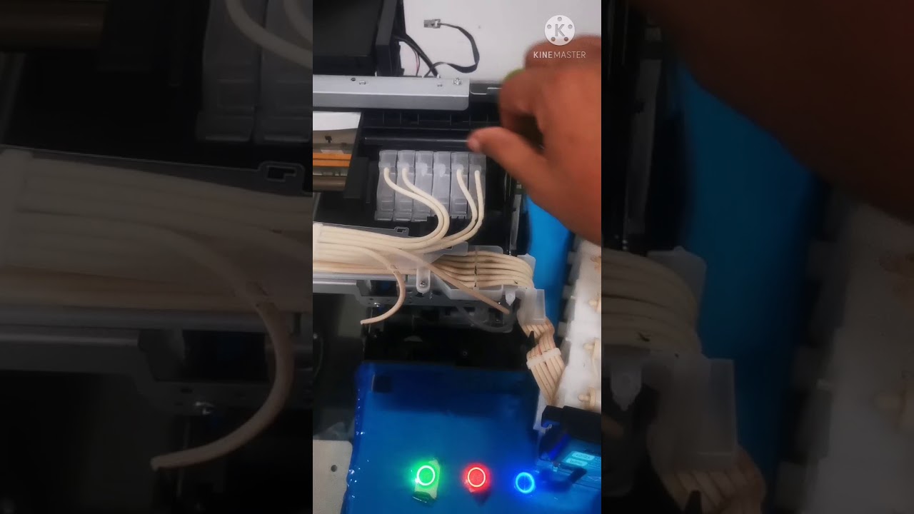 Full access capping station