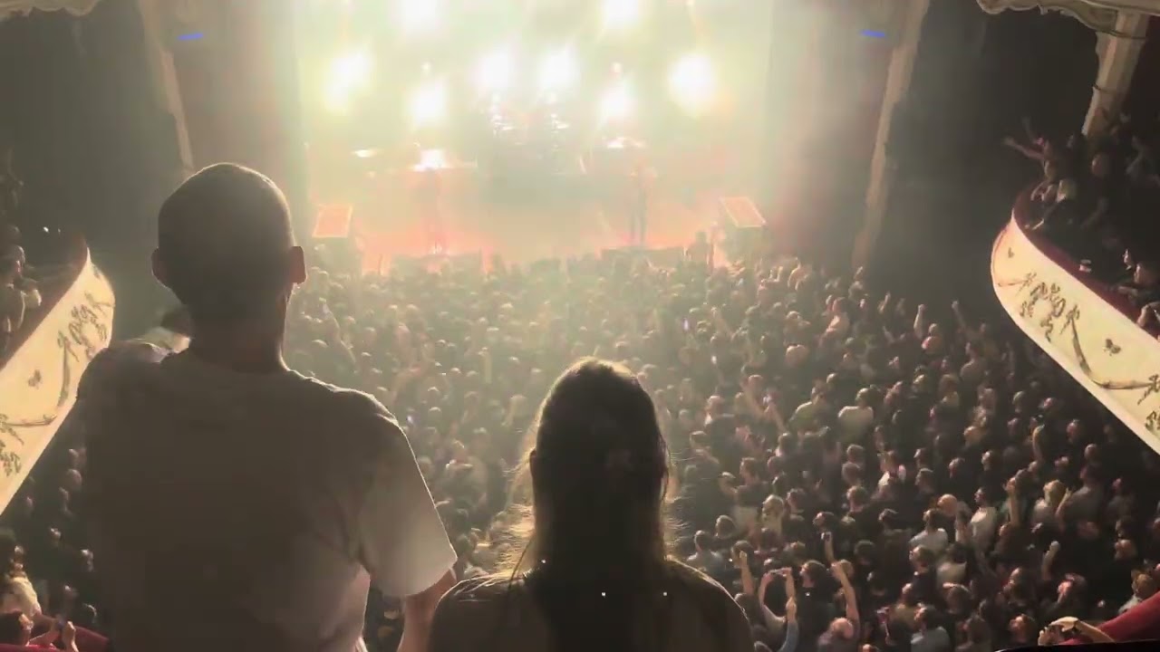 Biffy Clyro - toys toys toys choke toys toys toys - live Shepherd’s Bush Empire, London - 21/10/2024