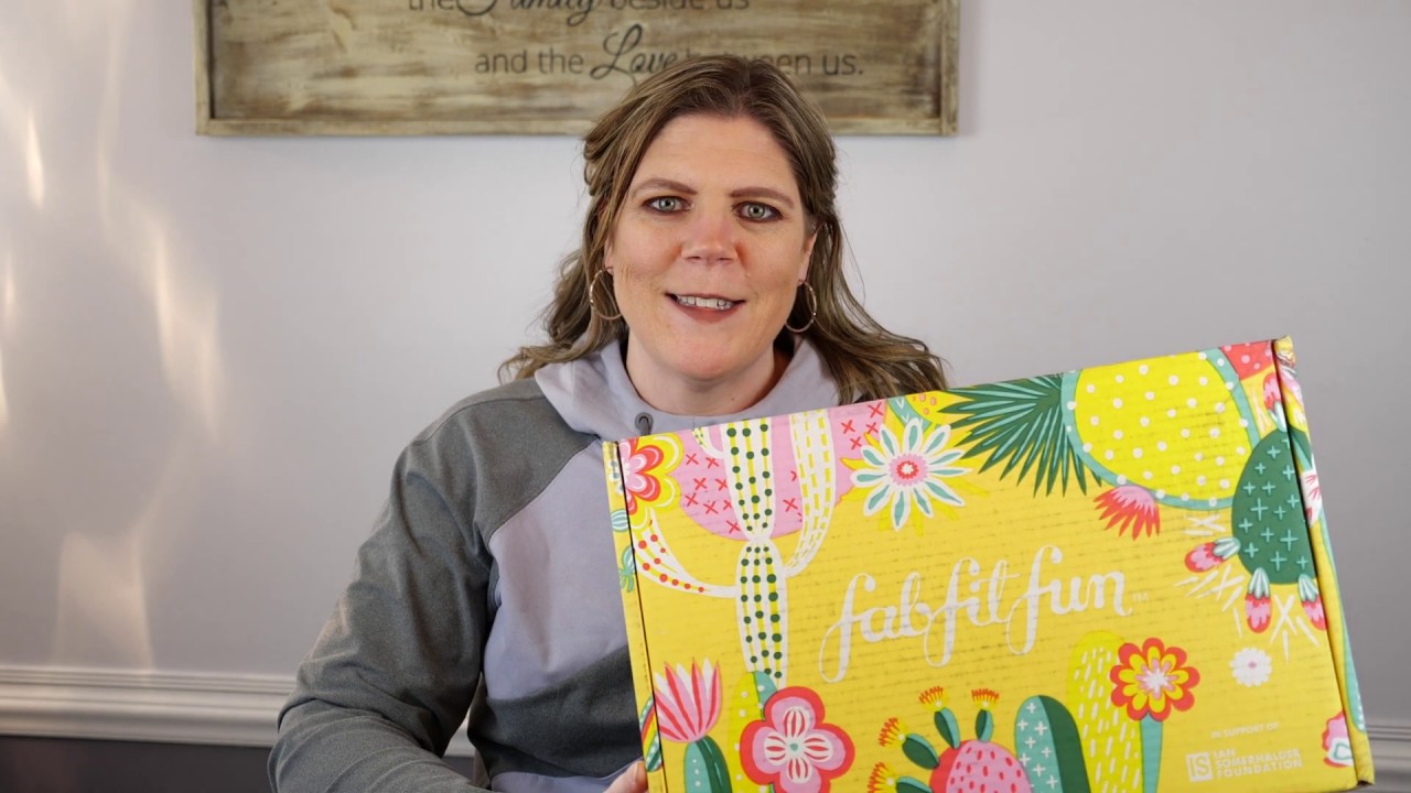 FabFitFun MYSTERY BOX Unboxing - Spring 2019 + IS IT WORTH IT?