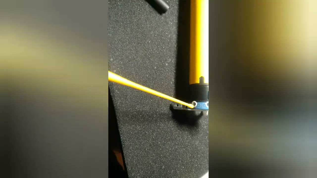 Jak podłączyć do napędu rolet  WIFI TUYA włącznik dotykowy
