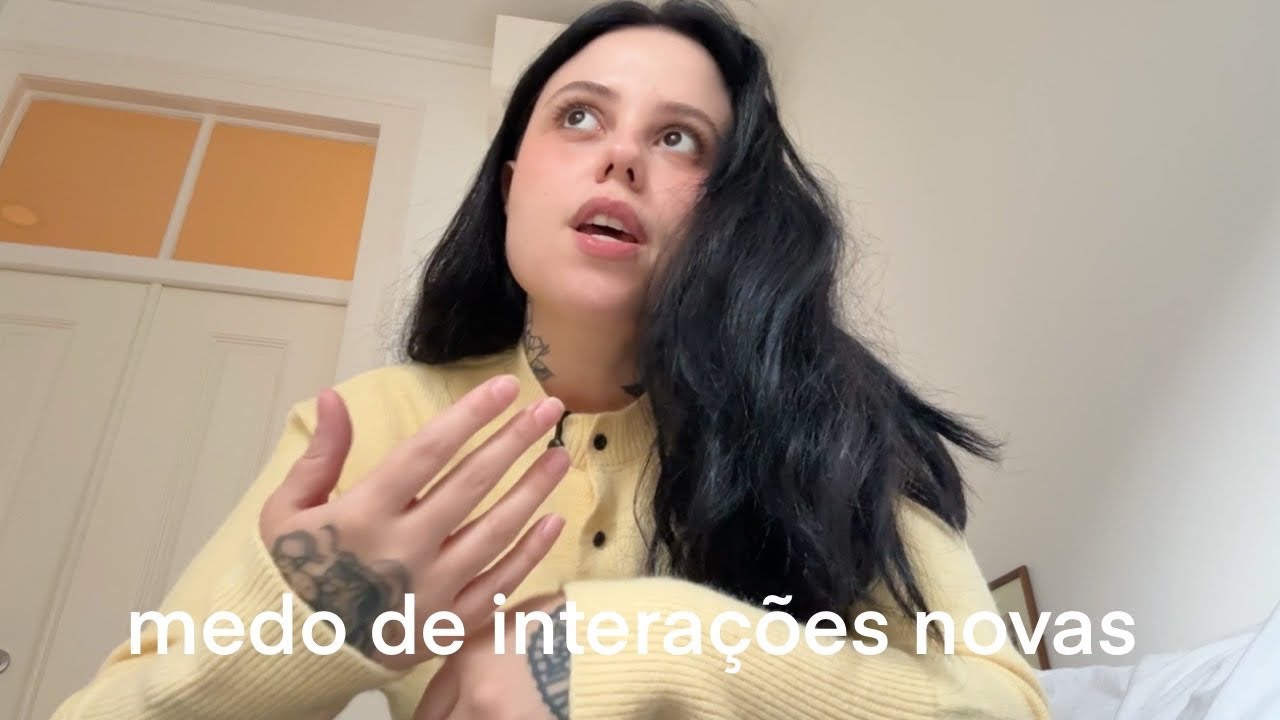 primeiro dia na escola de artes, estranha no ninho, aprendendo a discordar, compras de natal etc.