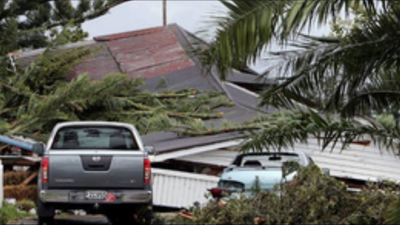Rare Deadly Tornado In Auckland New Zealand December 6 2012