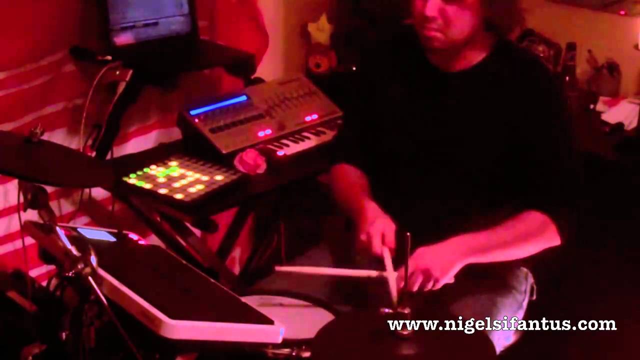 Live solo Drum n' Bass: Ableton Live+Novation Launchpad+SPD 30- Nigel Sifantus : Mad Live Beats!