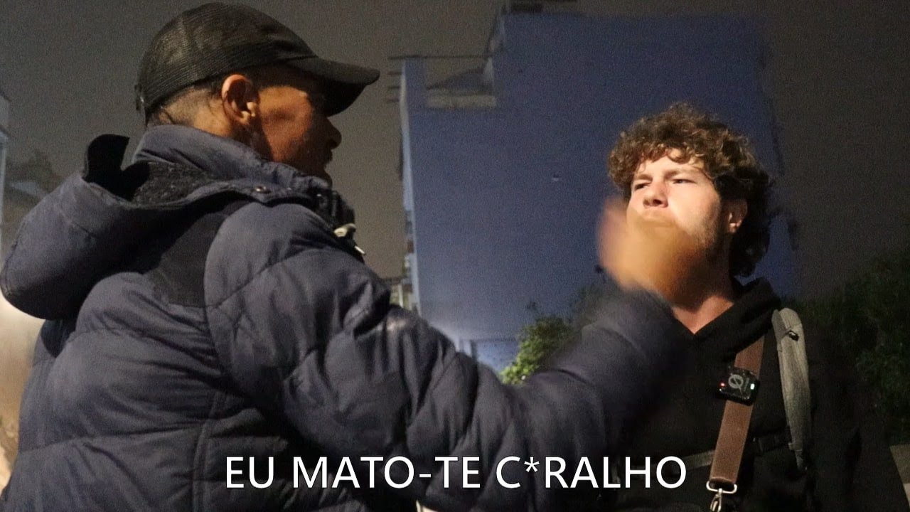 Marroquino Deu-me Um Soco Na Boca