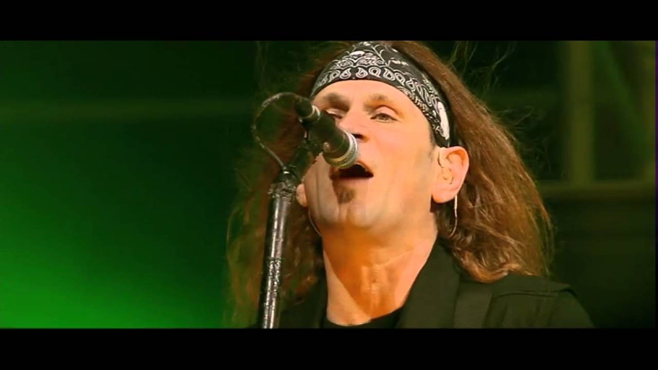 Tankcsapda - Fiúk ölébe lányok -  (Jubileum 25) (DVD1)