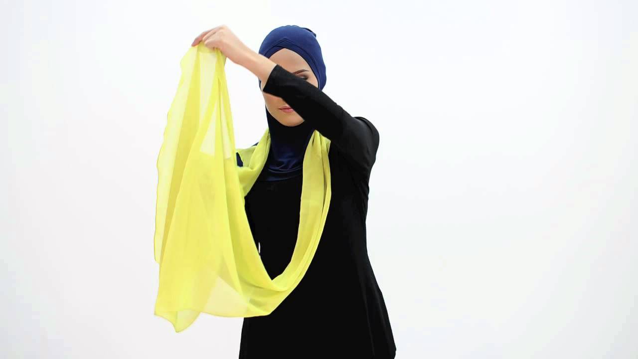 AMBER shawl styling tutorial by Al-Humaira Contemporary