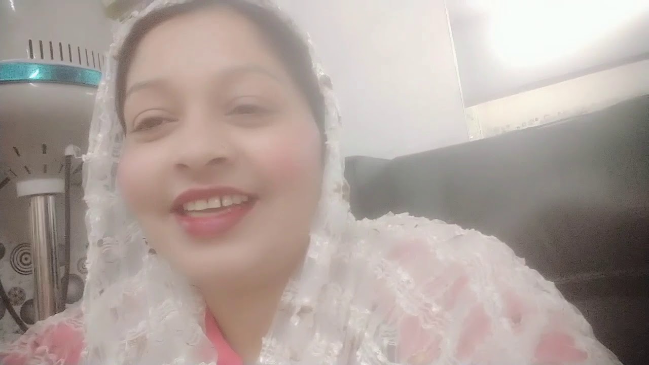 देखो मैं आज क्या लेकर आई हूं 💐🛍️