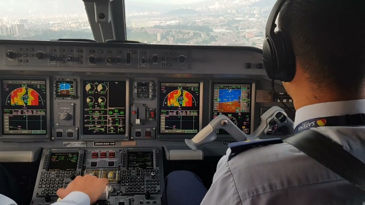 Landing VFR RWY 02 SKMD/EOH -  Embraer 170