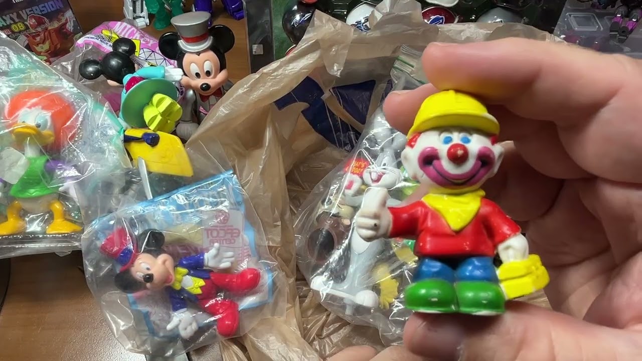 Fun Friday! I had a great day at the North Myrtle Beach Flea Market and got some fun stuff!