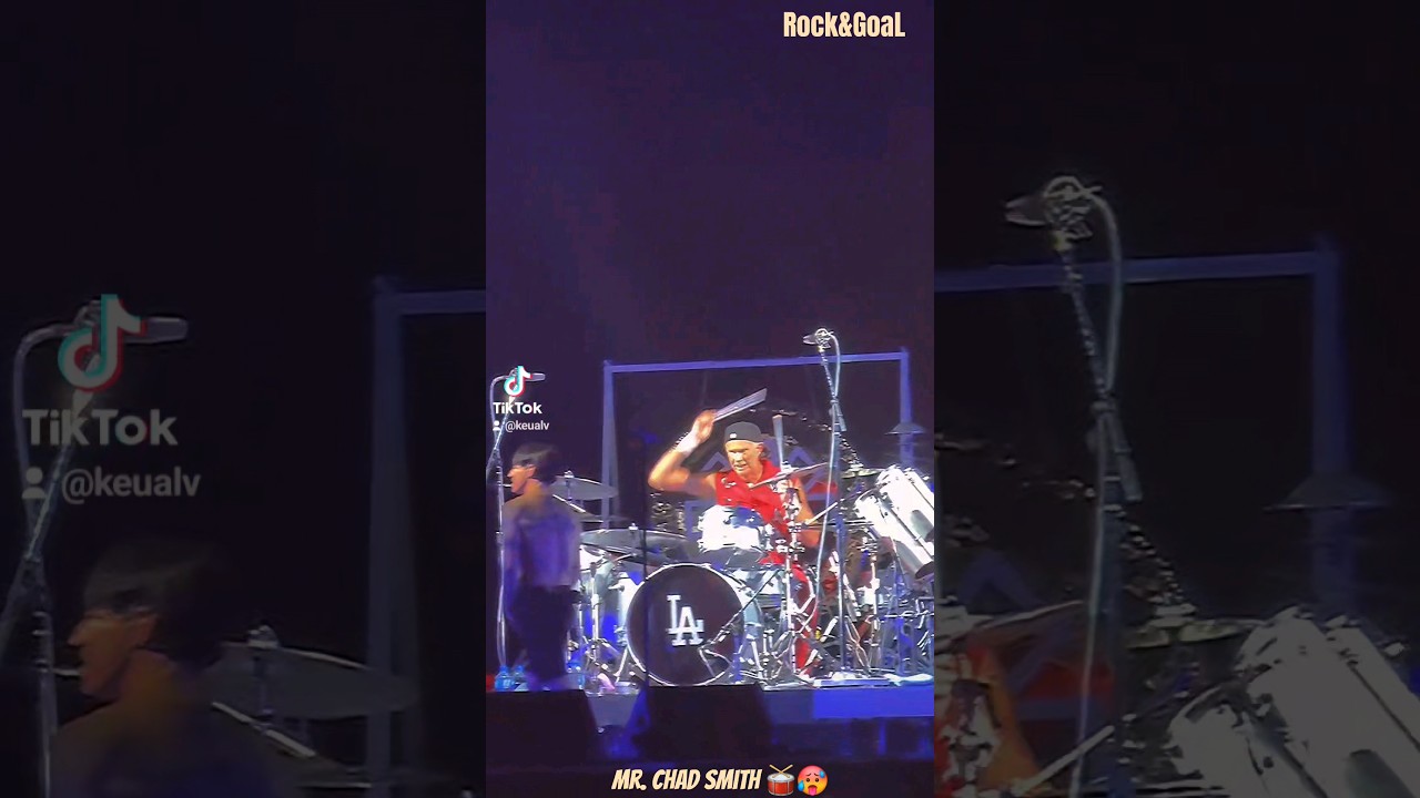 Mr. Chad Smith 🥁  RHCP 🌶 Dani California 🎶 Live! 
