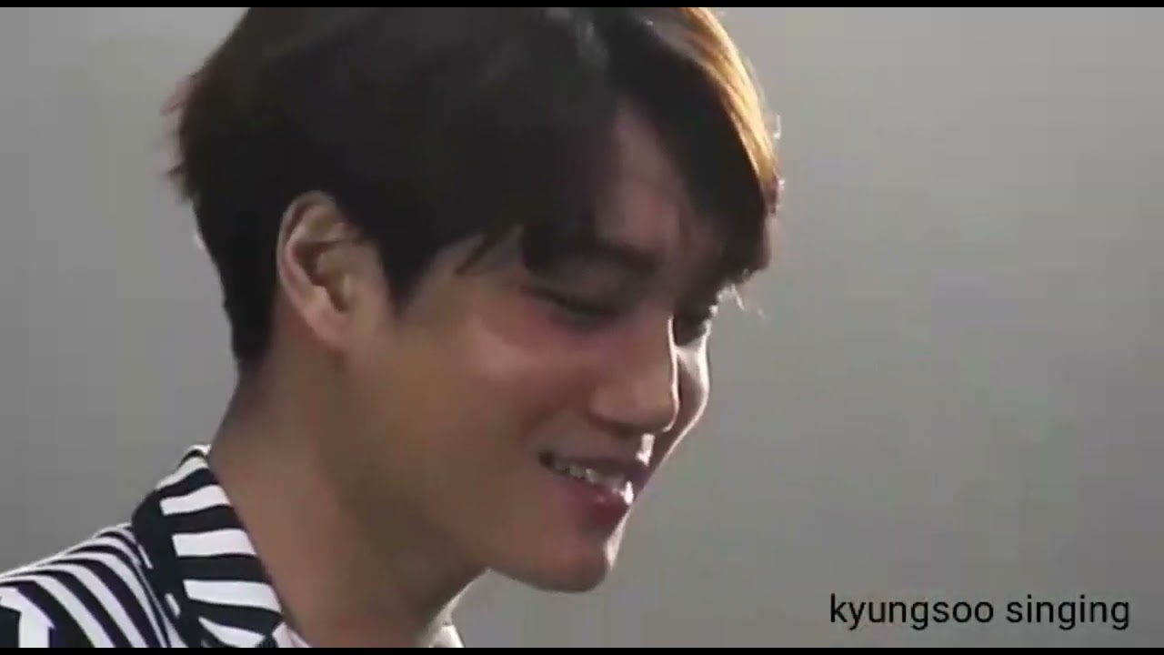 Kaisoo reaction to each other/The first concert after that sm announced kai and krystal are a couple