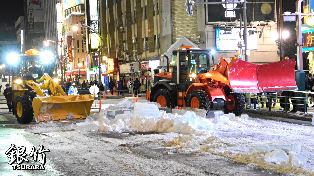 氷像解体の流れ手順を披露！‐ 第74回さっぽろ雪まつり2024