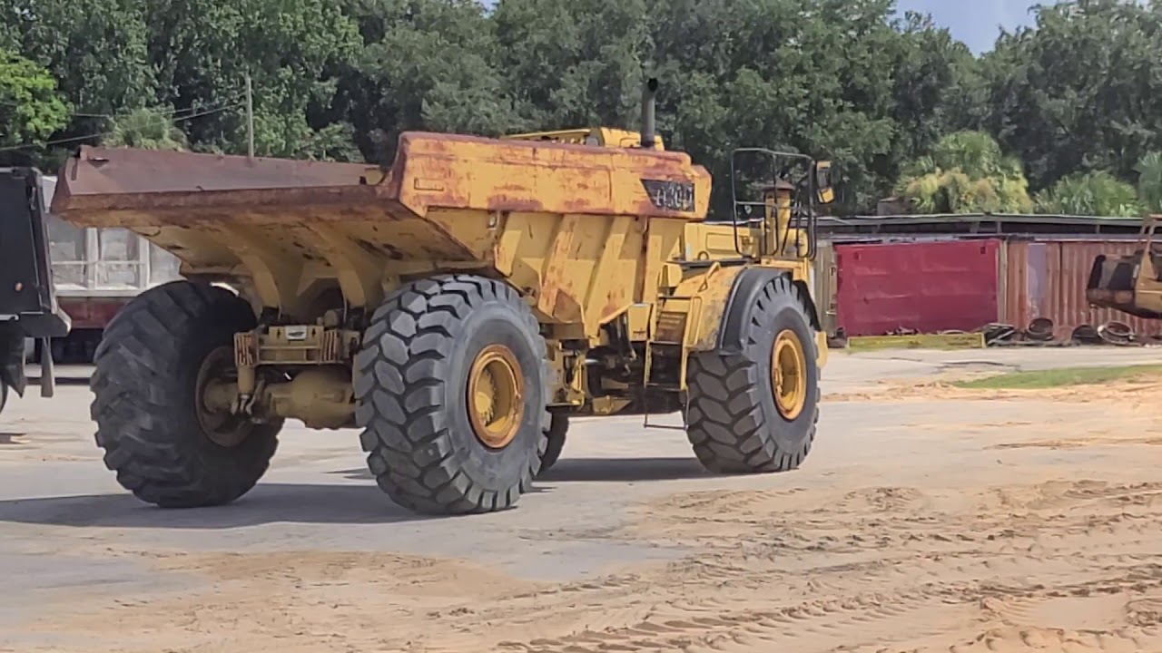 Cat D30D 4x4 articulated truck