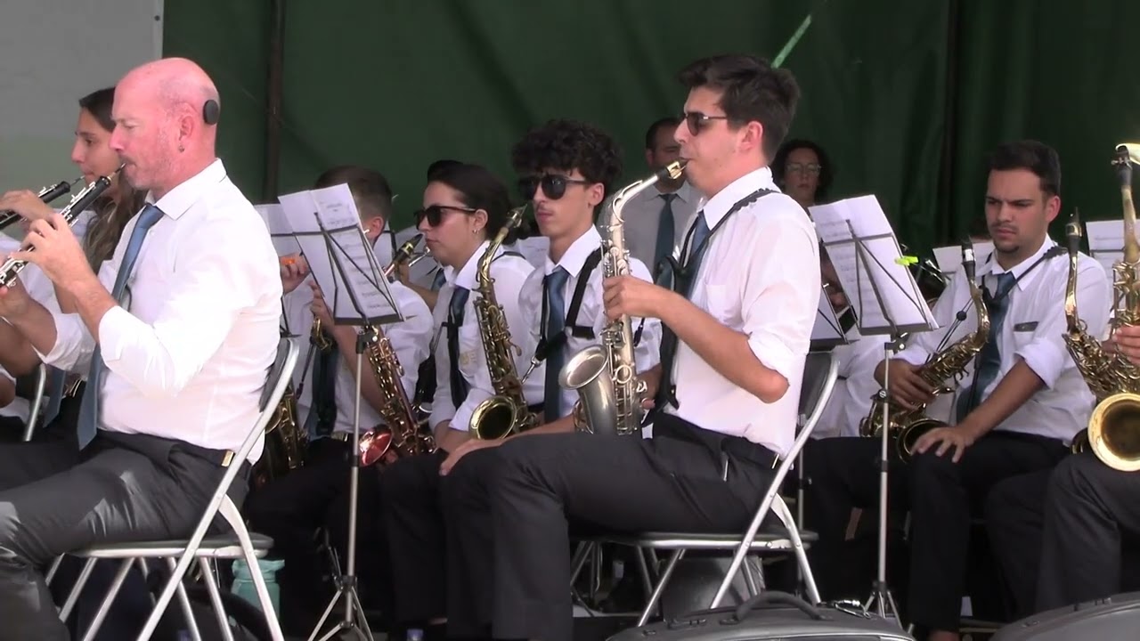 La Banda de la Fiesta de Fausto Santos - Banda Marcial de Tarouquela e Municipal de Cinfães